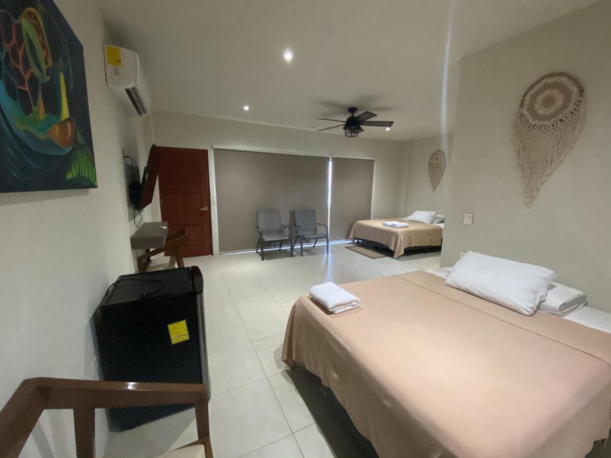 Cuxos Hotel Beachfront Isla Mujeres Eksteriør billede