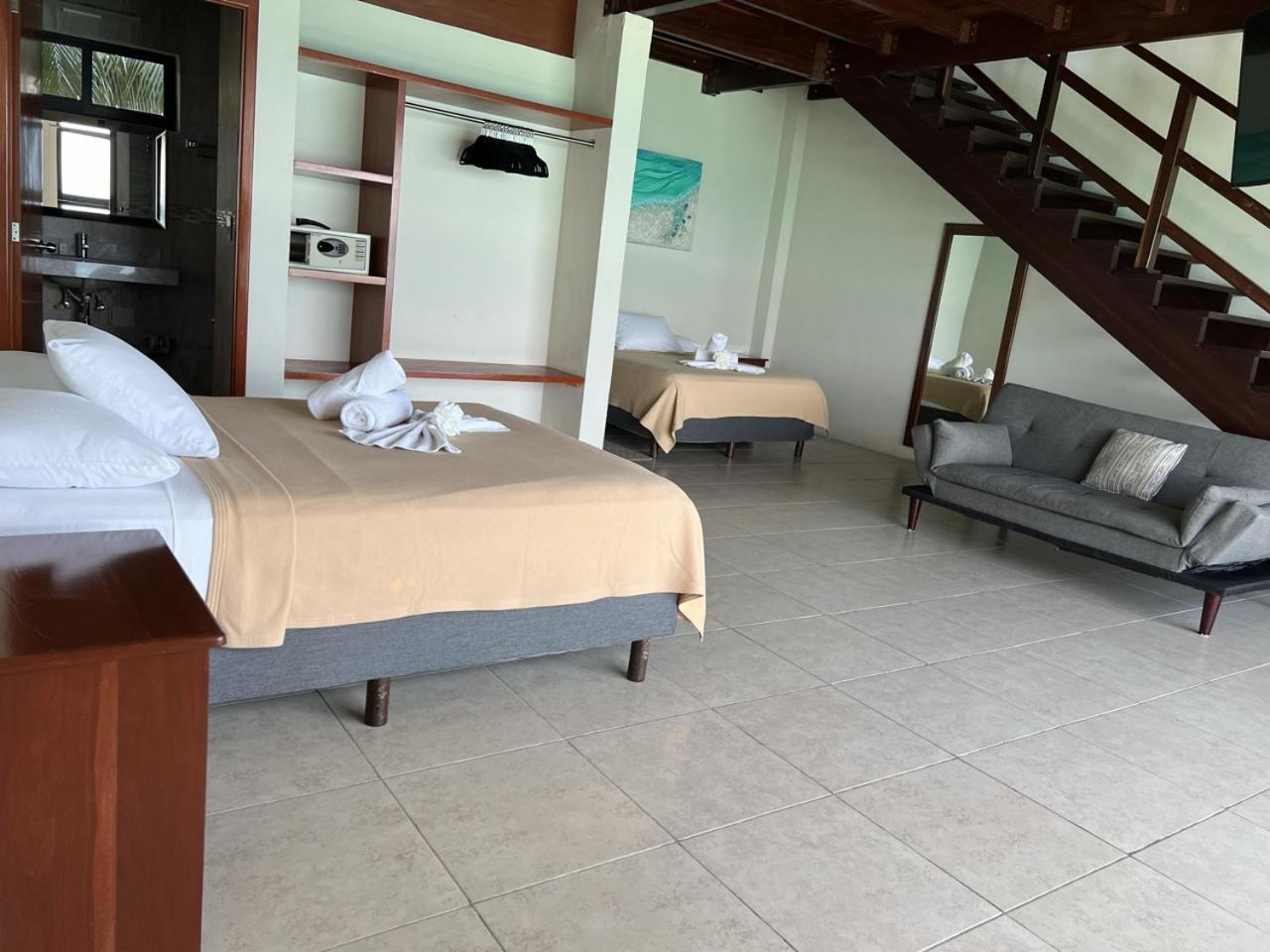 Cuxos Hotel Beachfront Isla Mujeres Eksteriør billede